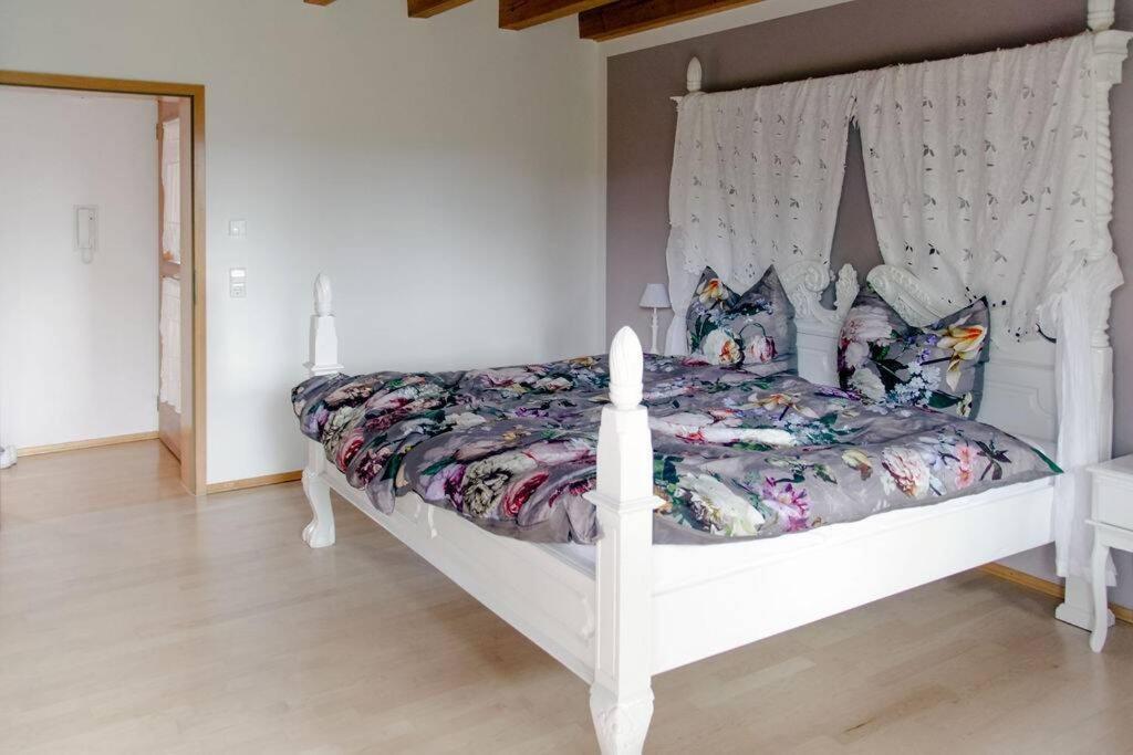 דובל 4-Zimmer-Ferienwohnung Waldbluemle מראה חיצוני תמונה